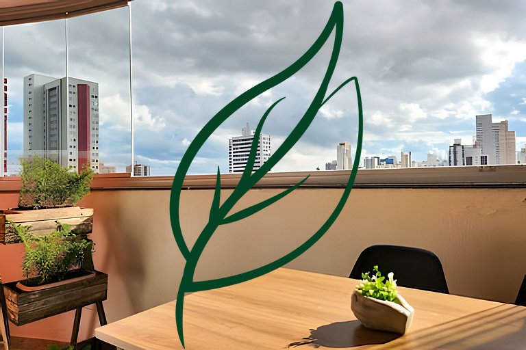 Centro | Varanda c/ Vista + Home Office