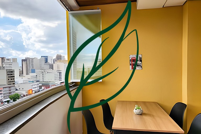 Centro | Varanda c/ Vista + Home Office