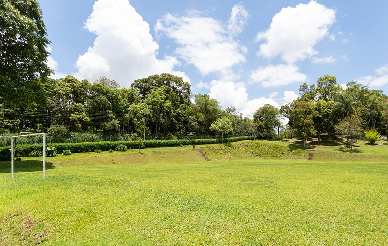Refúgio de Luxo e Piscina à beira do Passaúna