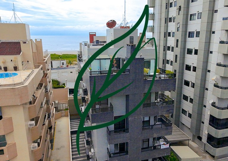 3Q a 1 Quadra da Praia | Churrasqueira + Garagem