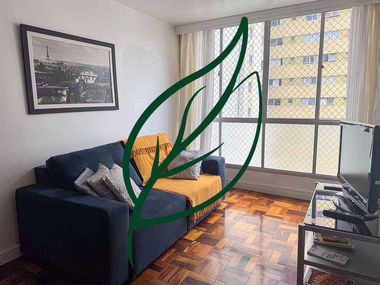 3 Quartos • Garagem • Próx Batel • Até 6