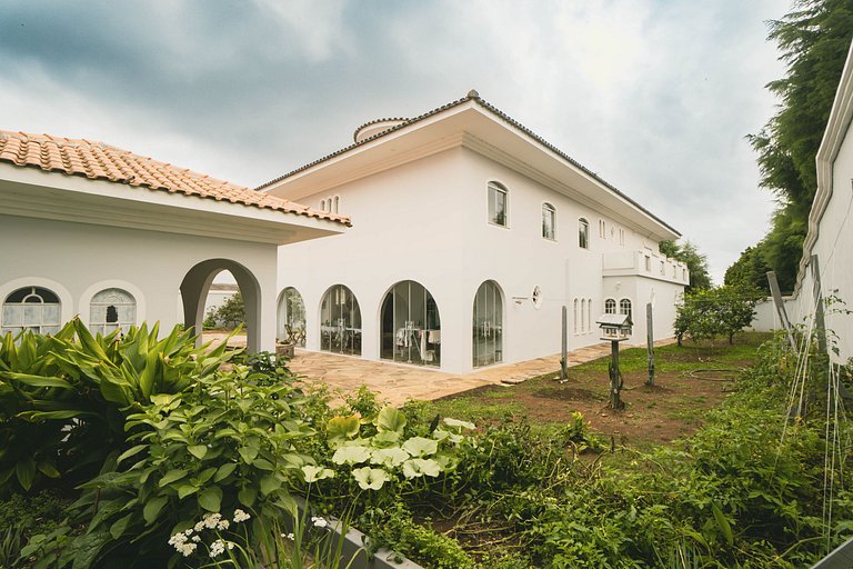 Castelinho Iguaçu • Suíte Atenas para Famílias