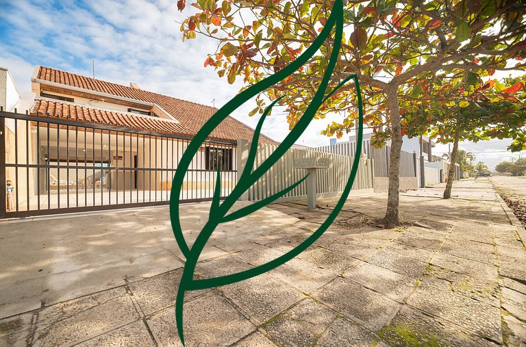 Piscina e Espaço Gourmet | A 50m da Praia