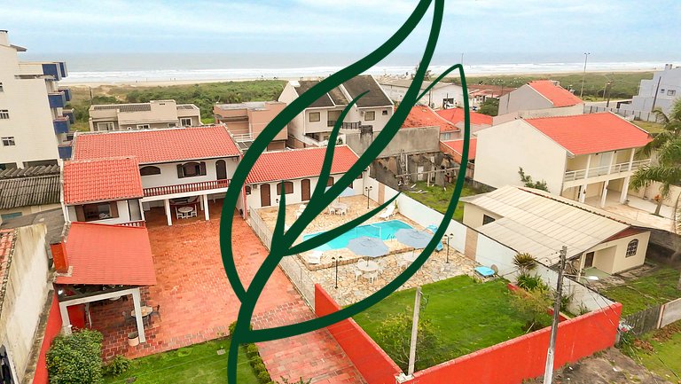 Casa com piscina para grupos em Shangri-lá