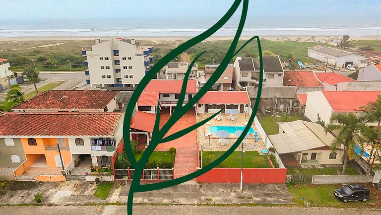 Casa com piscina para grupos em Shangri-lá