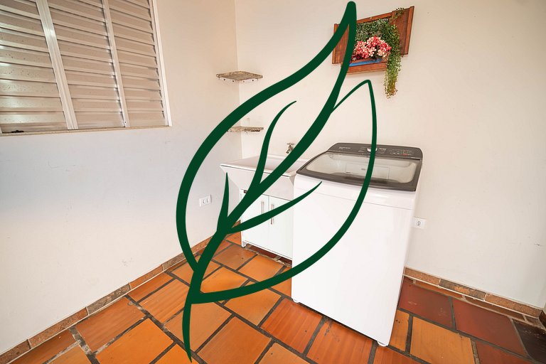 Casa com piscina para grupos em Shangri-lá