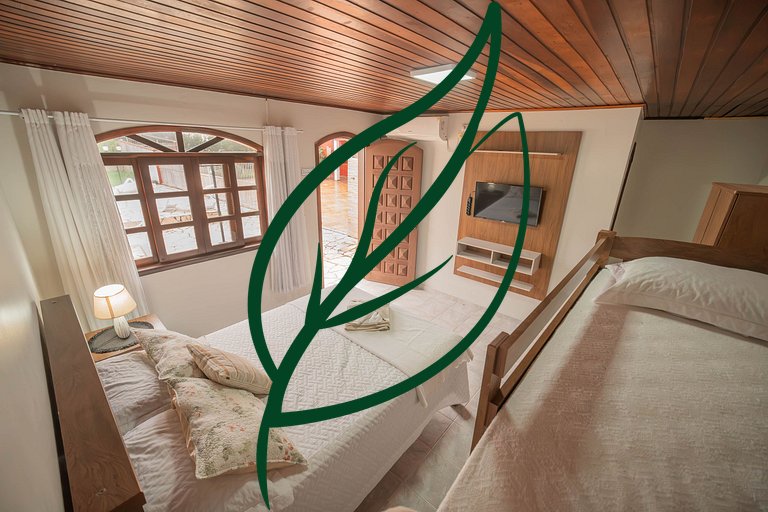 Casa com piscina para grupos em Shangri-lá