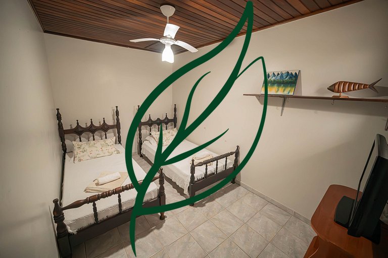 Casa com piscina para grupos em Shangri-lá