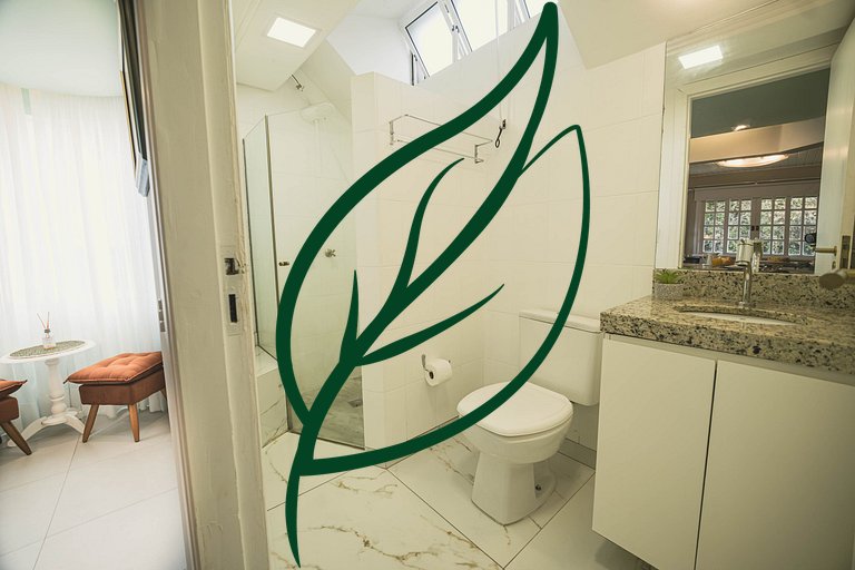 Cama King, Ar e Cozinha | Próximo ao Barigui
